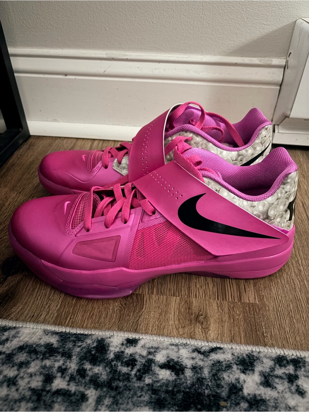 Men’s Nike KD 4 Aunt Pearl Basketball Sneakers
